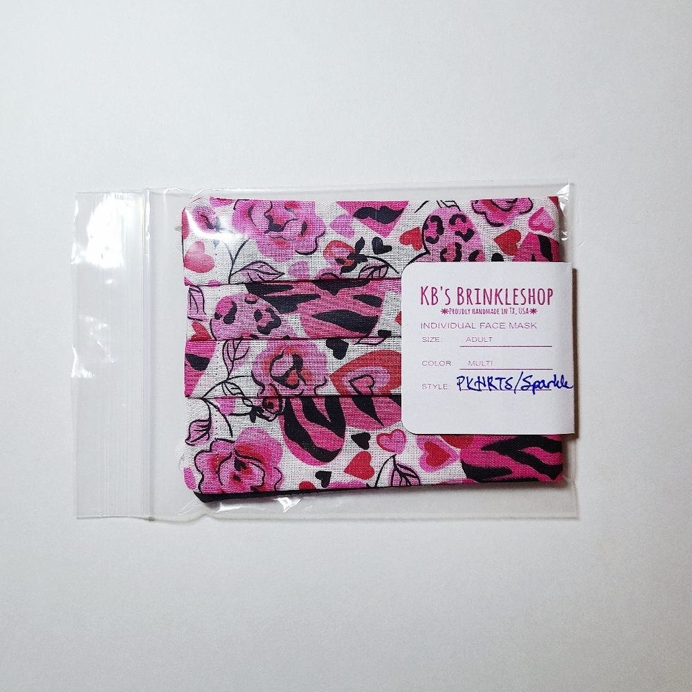 🚫SOLD🚫 Zebra Hearts🔄Sparkle Reversible FaceMask - Picture 5 of 10